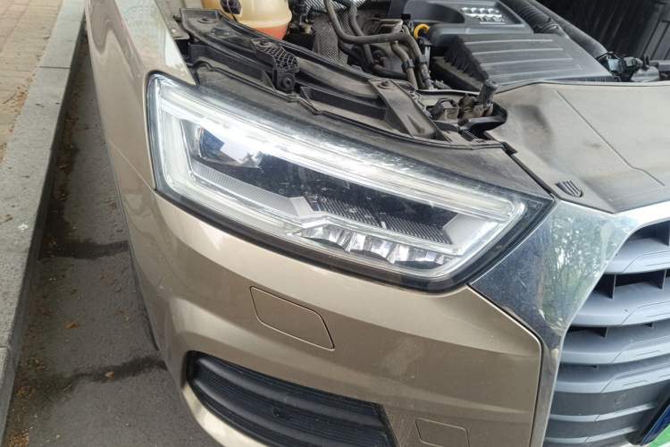 Used Audi Q3 2018 30 TFSI Fashion Edition Collector's Model Right Front Headlight