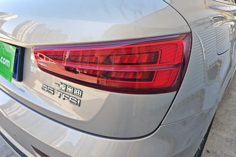 Used Audi Q3 2018 30th Anniversary Edition 35 TFSI Sport Model Right Rear Taillight