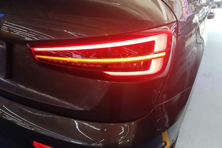 Used Audi Q3 2018 30th Anniversary Edition 30 TFSI Fashion Model Right Rear Taillight