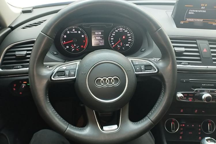 Used Audi Q3 2018 30th Anniversary Edition 30 TFSI Fashion Model Steering Wheel