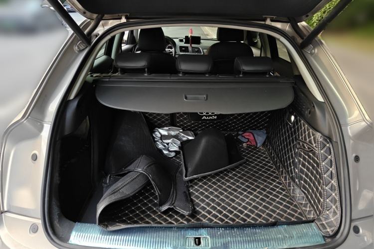 Used Audi Q3 2018 30th Anniversary Edition 30 TFSI Fashion Model Trunk