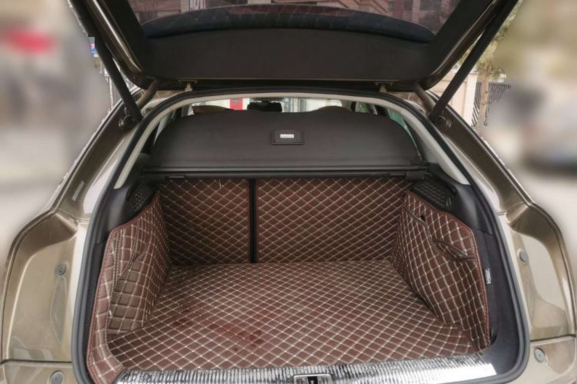 Used Audi Q3 2018 30th Anniversary Edition 35 TFSI Fashion Model Trunk