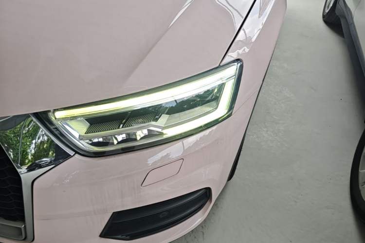 Used Audi Q3 2018 30th Anniversary Edition 30 TFSI Style Model Left Front Headlight