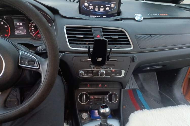 Used Audi Q3 2018 30th Anniversary Edition 35 TFSI Fashion Model Audio And AC Panel
