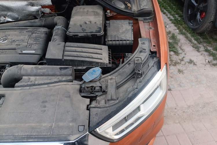Used Audi Q3 2018 30th Anniversary Edition 35 TFSI Fashion Model Engine Bay Left