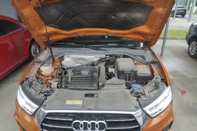 Used Audi Q3 2018 30 TFSI Fashion Edition Collector's Version Engine Bay
