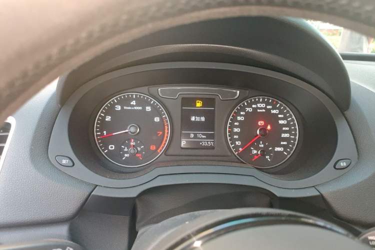 Used Audi Q3 2018 30th Anniversary Edition 30 TFSI Style Model Instrument Cluster