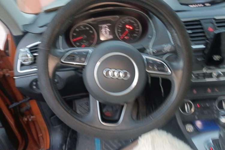 Used Audi Q3 2018 30th Anniversary Edition 35 TFSI Fashion Model Steering Wheel
