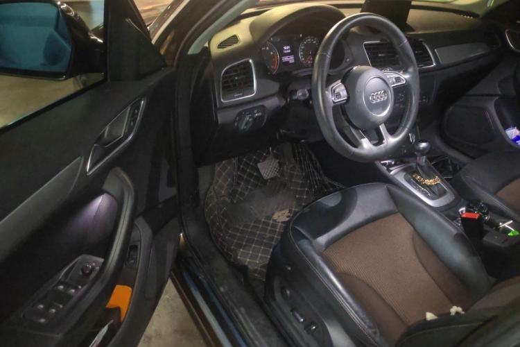 Used Audi Q3 2018 30 TFSI Fashion Edition Collector's Version Driver Seat