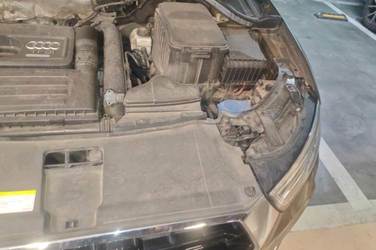 Used Audi Q3 2018 30 TFSI Fashion Edition Collector's Version Engine Bay Left