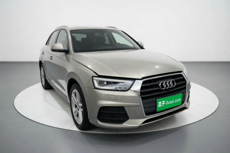 Used Audi Q3 2018 30 TFSI Fashion Edition Collector's Model Front Right 45 Deg