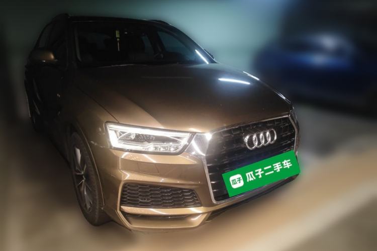 Used Audi Q3 2018 30 TFSI Fashion Edition Collector's Version Front Right 45 Deg