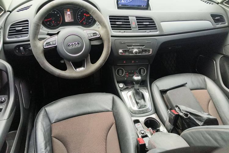 Used Audi Q3 2018 30th Anniversary Edition 30 TFSI Fashion Model Interior 2