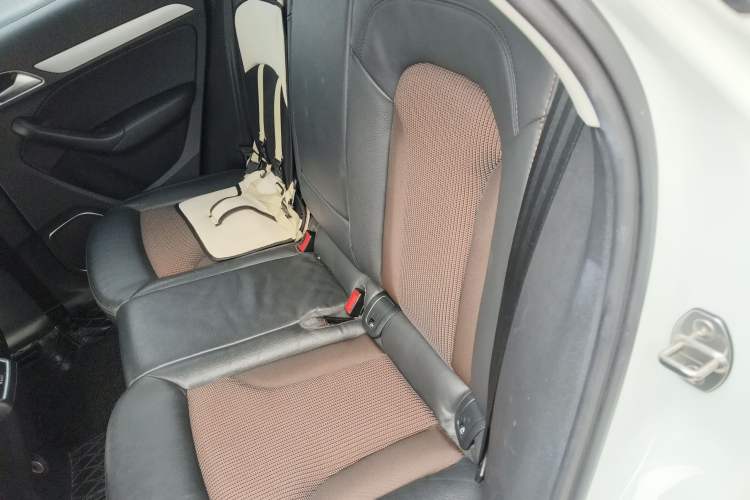 Used Audi Q3 2018 30th Anniversary Edition 30 TFSI Fashion Model Interior 4