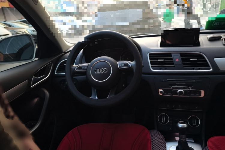 Used Audi Q3 2018 30th Anniversary Edition 35 TFSI Fashion Model Steering Wheel