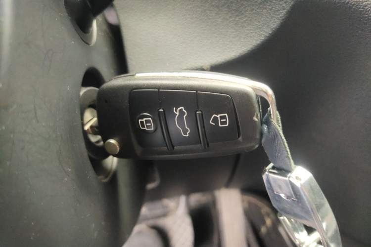Used Audi Q3 2018 30 TFSI Fashion Edition Collector's Version Vehicle Key