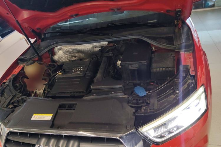 Used Audi Q3 2018 30th Anniversary Edition 30 TFSI Fashion Model Engine Bay