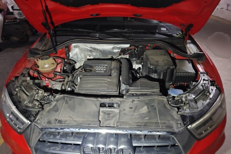 Used Audi Q3 2018 30th Anniversary Edition 30 TFSI Fashion Model Engine Bay