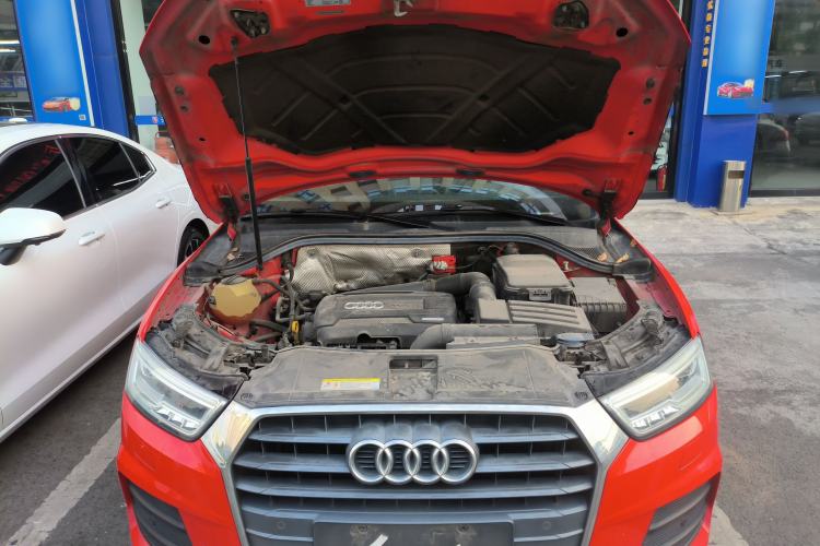 Used Audi Q3 2018 30th Anniversary Edition 35 TFSI Fashion Model Engine Bay
