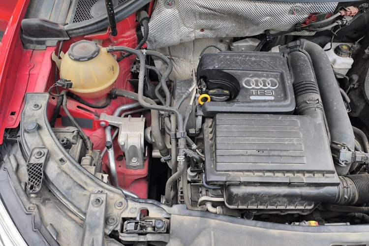 Used Audi Q3 2018 30th Anniversary Edition 30 TFSI Style Model Engine Bay Right