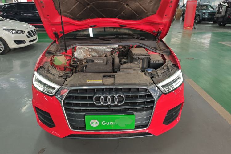 Used Audi Q3 2018 30th Anniversary Edition 30 TFSI Fashion Model Engine Bay