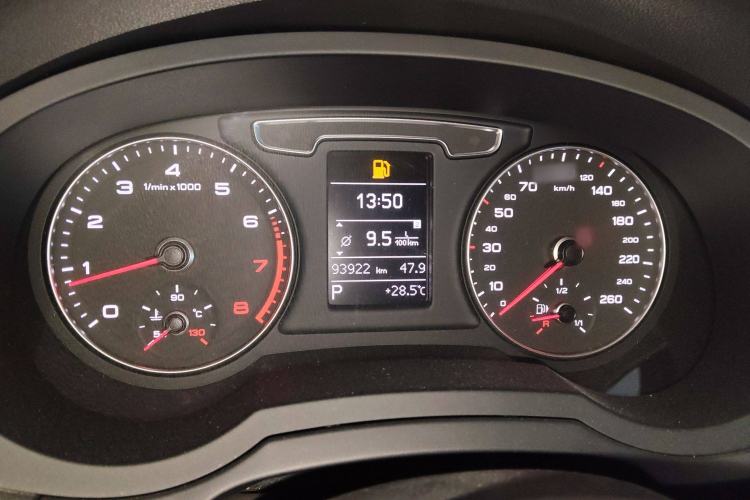 Used Audi Q3 2018 30th Anniversary Edition 30 TFSI Fashion Model Instrument Cluster