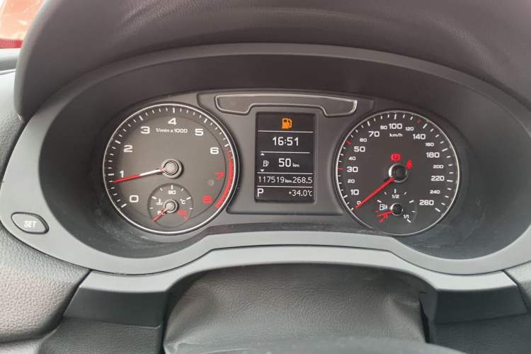 Used Audi Q3 2018 30th Anniversary Edition 30 TFSI Fashion Model Instrument Cluster