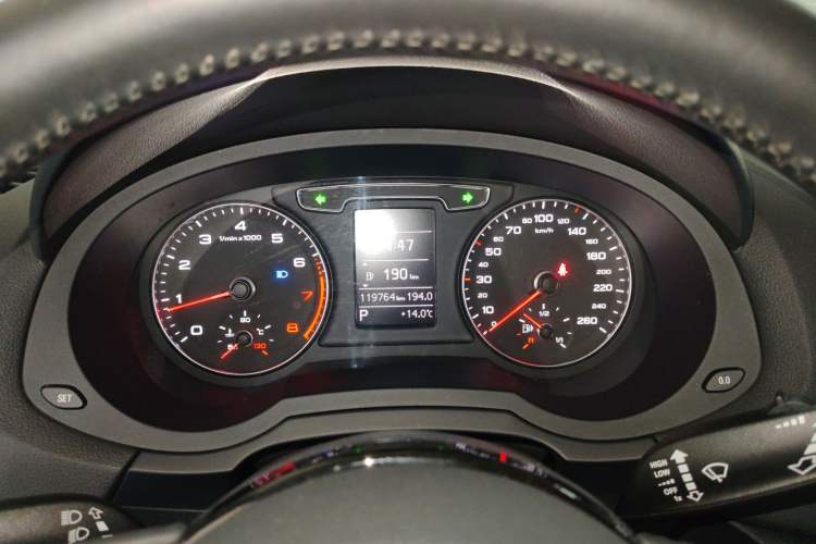 Used Audi Q3 2018 30th Anniversary Edition 35 TFSI Fashion Model Instrument Cluster