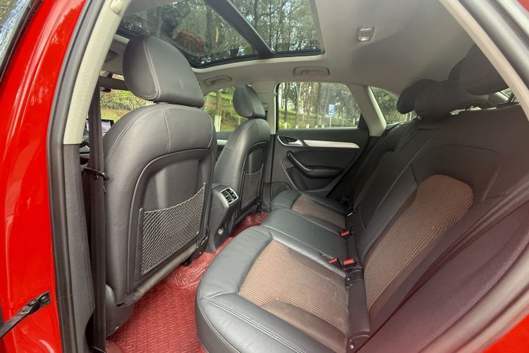 Used Audi Q3 2018 30th Anniversary Edition 30 TFSI Fashion Model Interior 3