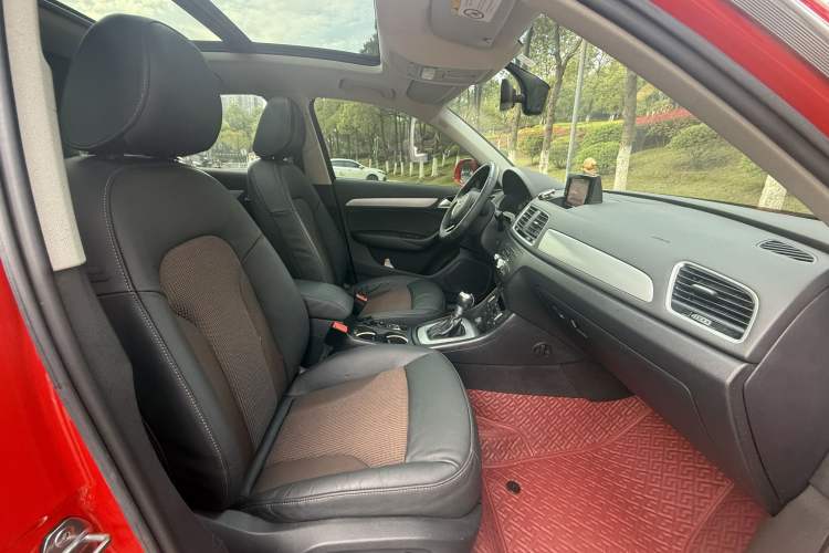 Used Audi Q3 2018 30th Anniversary Edition 30 TFSI Fashion Model Interior 5
