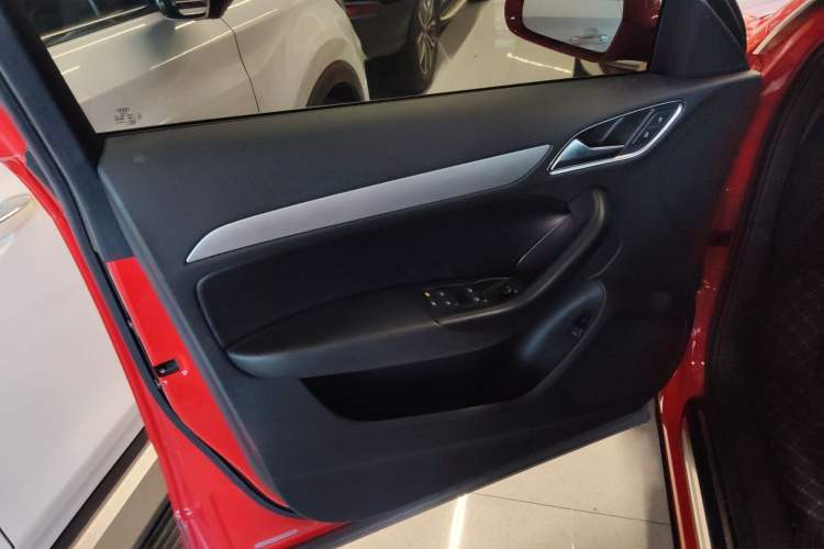 Used Audi Q3 2018 30th Anniversary Edition 30 TFSI Fashion Model Interior 7