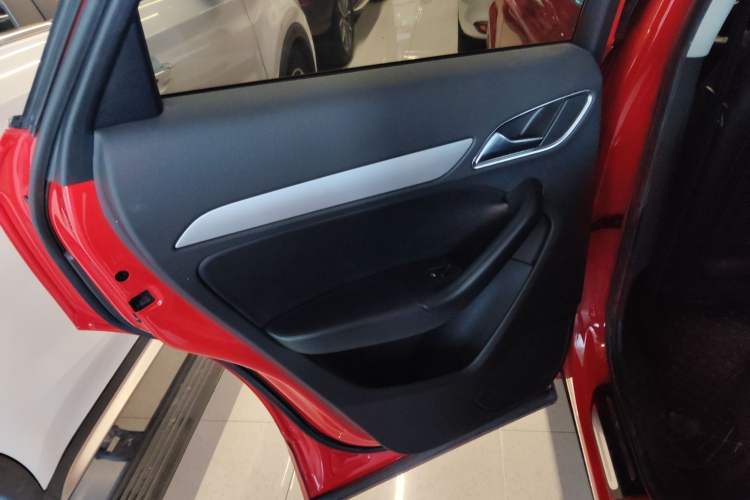Used Audi Q3 2018 30th Anniversary Edition 30 TFSI Fashion Model Interior 8