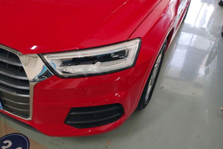Used Audi Q3 2018 30th Anniversary Edition 35 TFSI Fashion Model Left Front Headlight