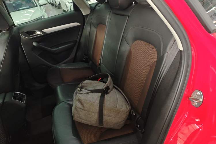 Used Audi Q3 2018 30th Anniversary Edition 30 TFSI Fashion Model Left Rear Seat