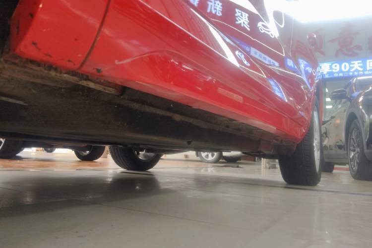 Used Audi Q3 2018 30th Anniversary Edition 30 TFSI Fashion Model Left Side Sill
