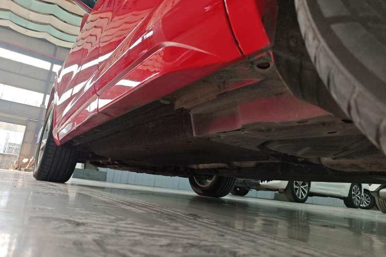 Used Audi Q3 2018 30th Anniversary Edition 30 TFSI Fashion Model Left Side Sill