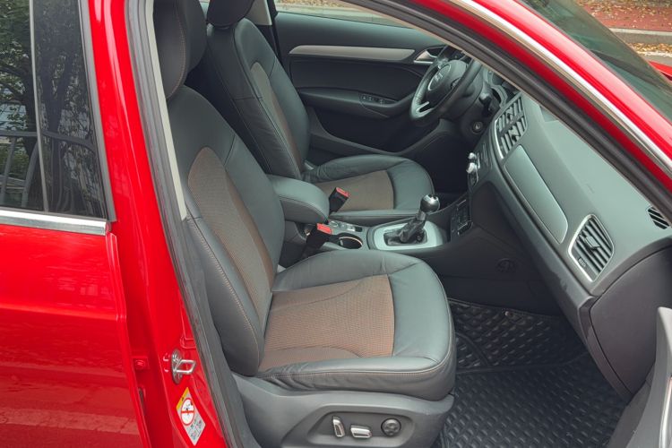 Used Audi Q3 2018 30th Anniversary Edition 35 TFSI Fashion Model Right Front Seat