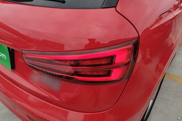 Used Audi Q3 2018 30th Anniversary Edition 35 TFSI Fashion Model Right Rear Taillight