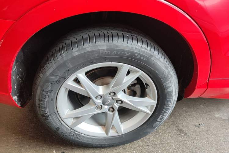 Used Audi Q3 2018 30th Anniversary Edition 30 TFSI Fashion Model Right Rear Wheel Hub