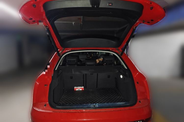 Used Audi Q3 2018 30th Anniversary Edition 30 TFSI Fashion Model Trunk