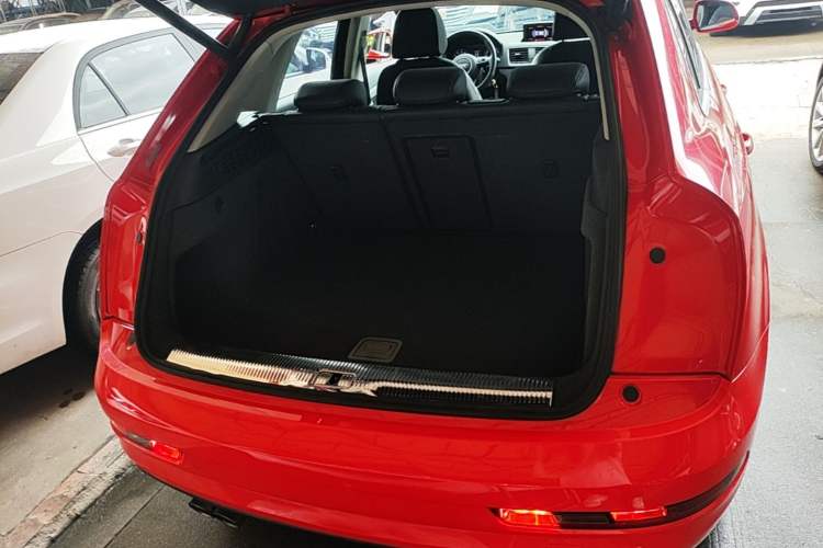 Used Audi Q3 2018 30th Anniversary Edition 30 TFSI Fashion Model Trunk