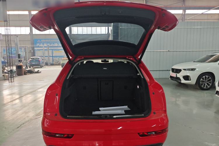 Used Audi Q3 2018 30th Anniversary Edition 30 TFSI Fashion Model Trunk