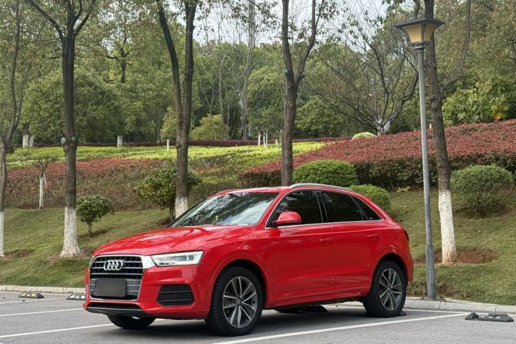 Used Audi Q3 2018 30th Anniversary Edition 30 TFSI Fashion Model Guazi used car, China used car export, Used car for sale, Used  cars, Cheapest cars for sale