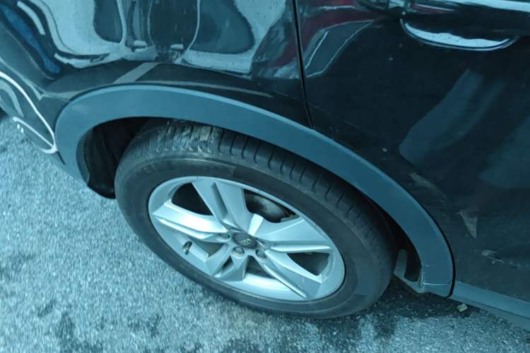 Used Audi Q3 2018 30th Anniversary Edition 30 TFSI Style Model Right Rear Wheel Hub