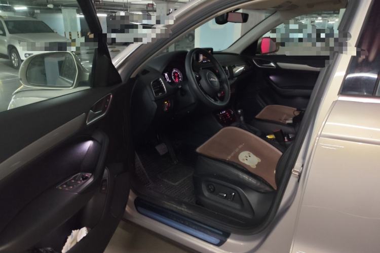Used Audi Q3 2018 30th Anniversary Edition 30 TFSI Fashion Model Driver Seat