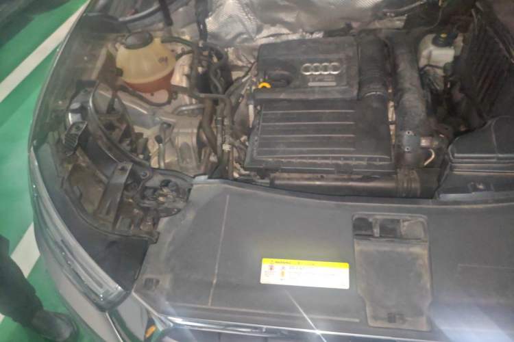 Used Audi Q3 2018 30th Anniversary Edition 30 TFSI Fashion Model Engine Bay Right