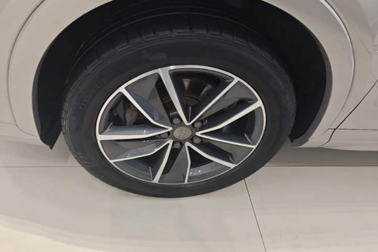 Used Audi Q3 2018 30 TFSI Fashion Edition Collector's Version Exterior 4