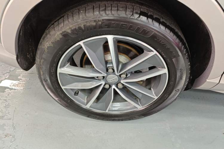 Used Audi Q3 2018 30th Anniversary Edition 35 TFSI Sport Model Exterior 5