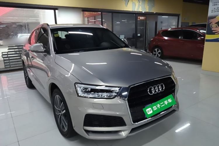 Used Audi Q3 2018 30 TFSI Fashion Edition Collector's Version Front Right 45 Deg