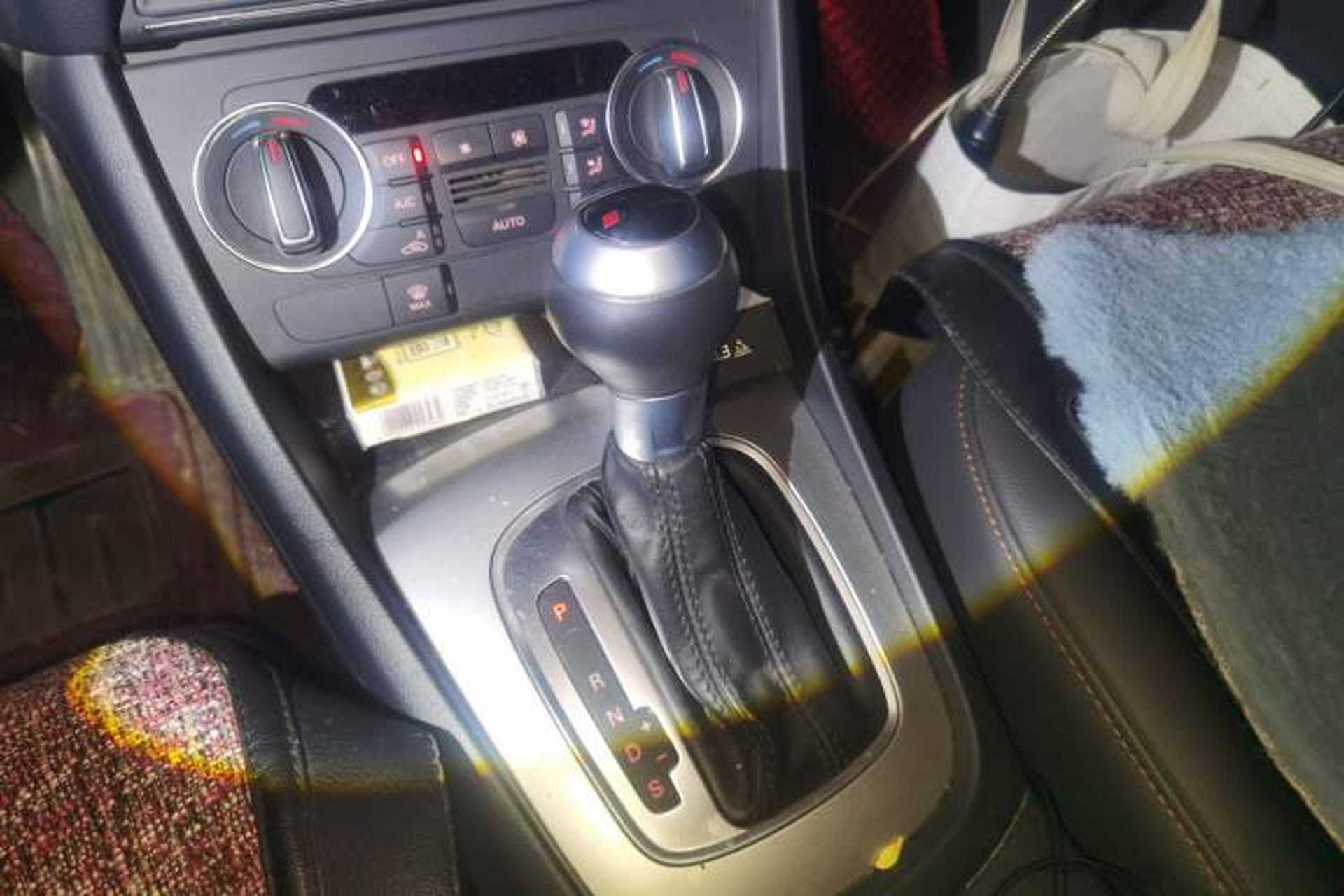 Used Audi Q3 2018 30 TFSI Fashion Edition Collector's Version Gear Lever